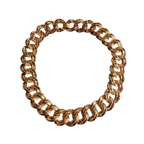 Gorgeous Statement Necklace - Picture 8 of 9